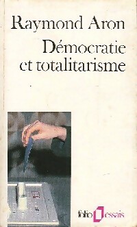  Achetez le livre d'occasion Démocratie et totalitarisme de Raymond Aron sur Livrenpoche.com 