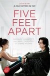 Achetez le livre d'occasion Five feet apart sur Livrenpoche.com 