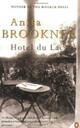  Achetez le livre d'occasion Hôtel du lac de Anita Brookner sur Livrenpoche.com 