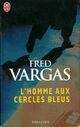  Achetez le livre d'occasion L'homme aux cercles bleus de Fred Vargas sur Livrenpoche.com 