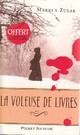  Achetez le livre d'occasion La voleuse de livres de Markus Zusak sur Livrenpoche.com 