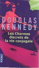  Achetez le livre d'occasion Les charmes discrets de la vie conjugale de Douglas Kennedy sur Livrenpoche.com 