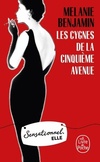  Achetez le livre d'occasion Les cygnes de la cinquième avenue sur Livrenpoche.com 