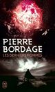  Achetez le livre d'occasion Les derniers hommes de Pierre Bordage sur Livrenpoche.com 