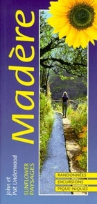  Achetez le livre d'occasion Madère. Randonnées excursions pique-niques guide de la nature sur Livrenpoche.com 
