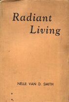  Achetez le livre d'occasion Radiant living sur Livrenpoche.com 