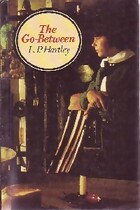  Achetez le livre d'occasion The Go-Between sur Livrenpoche.com 